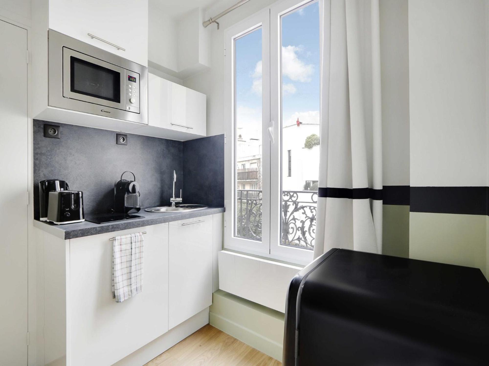 Casa vacanze Charming Studio For 1 Person - Mobility Lease Parigi